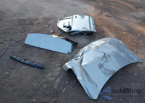 2026 Chevrolet Suburban Premier, 4Wd z USA, uszkodzony, nr VIN 1GNS6FKD5TR104646